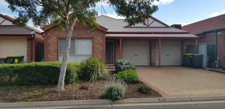 17 Ashwood Circuit