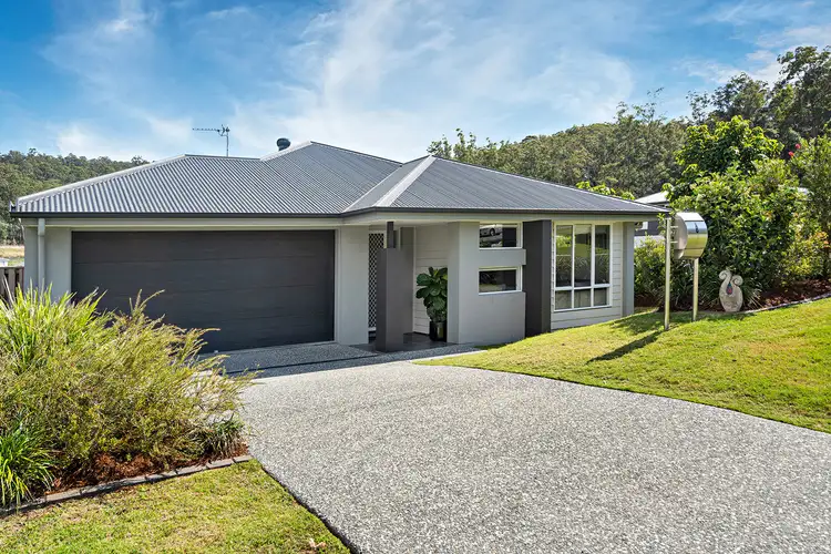 8 Melaleuca Circuit, Maudsland QLD 4210