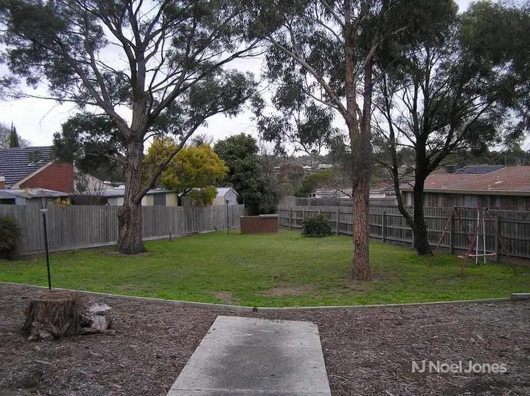 Fifth view of Homely villa listing, 3/17 Moresby Avenue, Bulleen VIC 3105