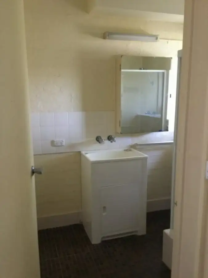 Seventh view of Homely unit listing, 4/11 Queen Street, Goulburn NSW 2580