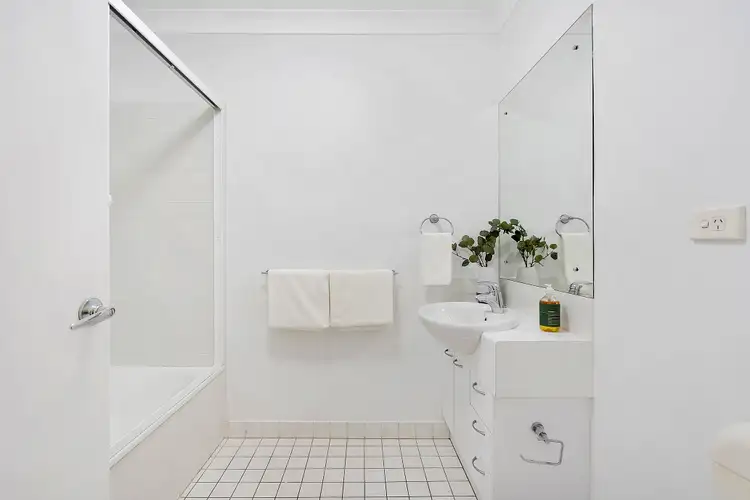 Sixth view of Homely apartment listing, 13/47 Kent Street, Hamilton QLD 4007