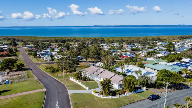 2 Curlew Terrace, River Heads QLD 4655
