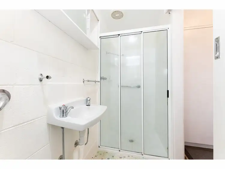 Seventh view of Homely unit listing, 6/610 David Street, Albury NSW 2640