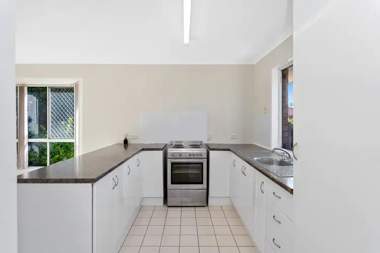Fifth view of Homely semi-detached listing, 1/17 Prokuda Close, Goodna QLD 4300
