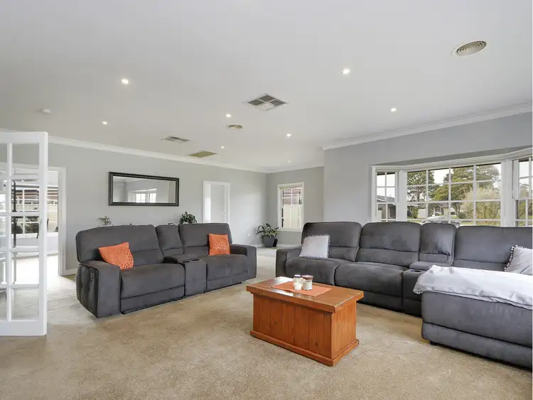 Second view of Homely house listing, 6 Kaye Court, Sale VIC 3850