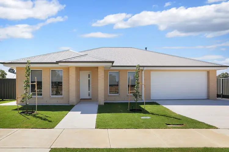 Main view of Homely house listing, 2/23 Barossa Way, Thurgoona NSW 2640