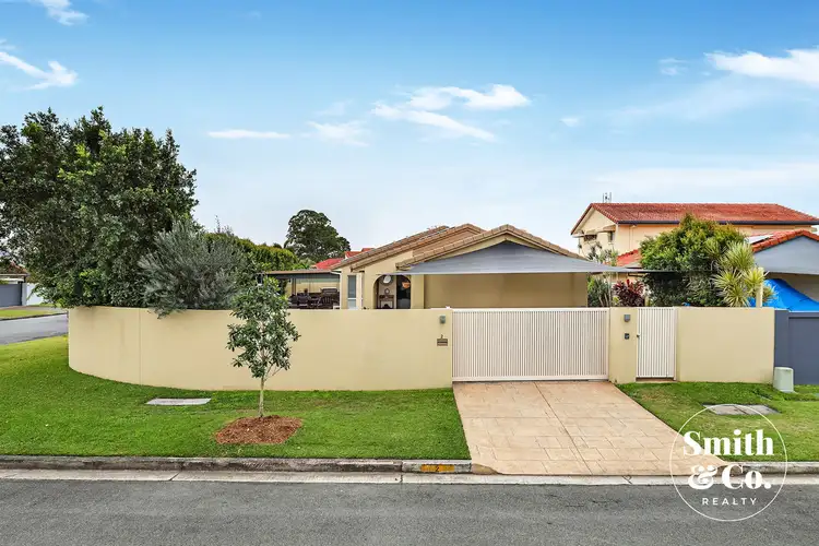 2 Walter Raleigh Crescent, Hollywell QLD 4216