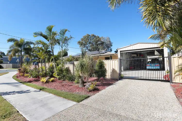 8 Regina Avenue, Ningi QLD 4511