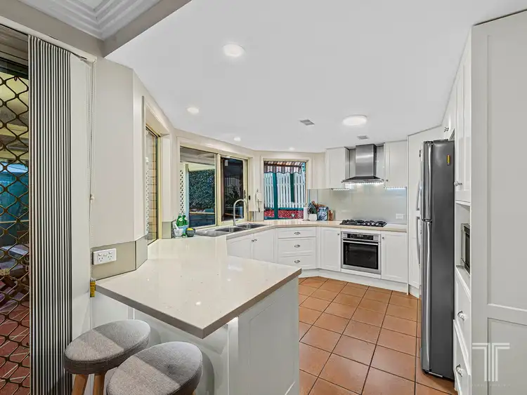 Fifth view of Homely house listing, 52 Piccadilly Place, Carindale QLD 4152