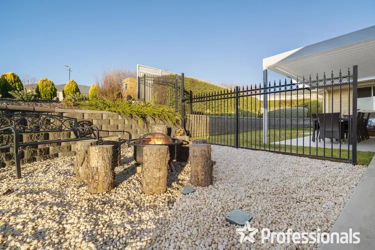 Second view of Homely house listing, 9 Tom Close, Kelso NSW 2795