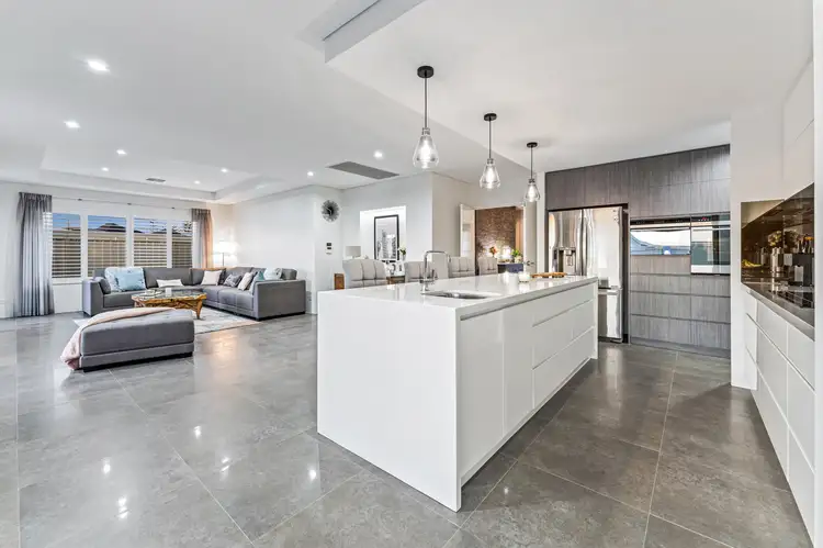 Fifth view of Homely house listing, 11 Seafarer Way, Jindalee WA 6036