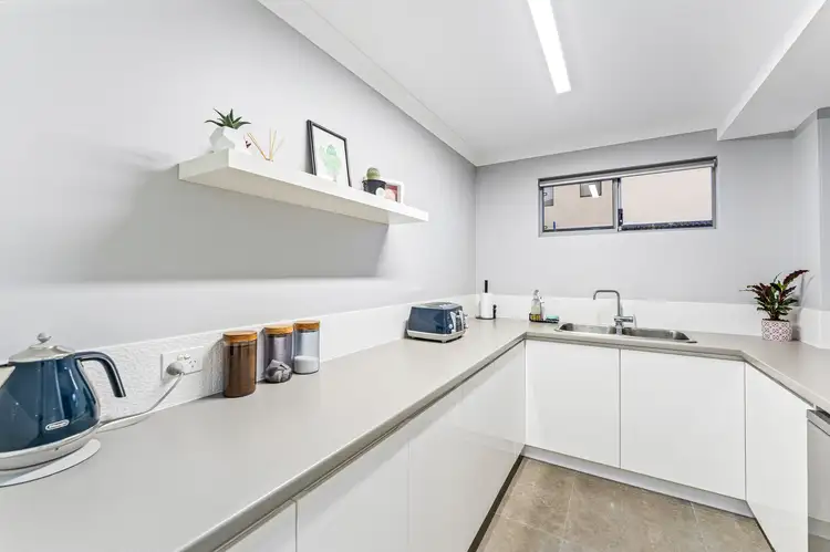 Sixth view of Homely house listing, 11 Seafarer Way, Jindalee WA 6036