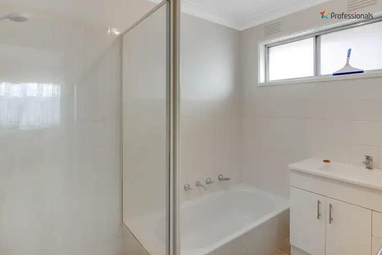 Seventh view of Homely house listing, 3 Quambi Place, Mount Austin NSW 2650