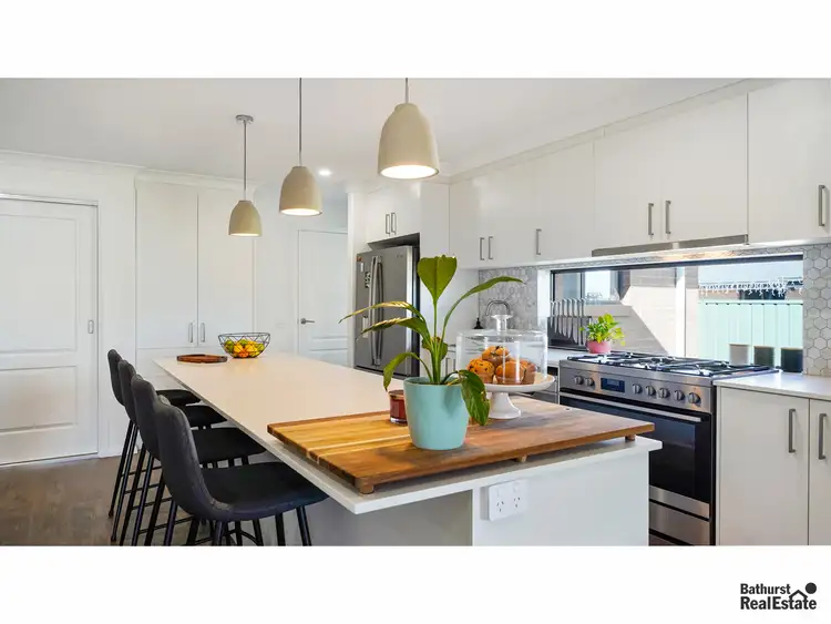 Fifth view of Homely house listing, 11 Wallace Way, Kelso NSW 2795