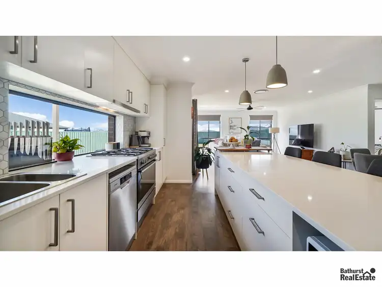 Sixth view of Homely house listing, 11 Wallace Way, Kelso NSW 2795