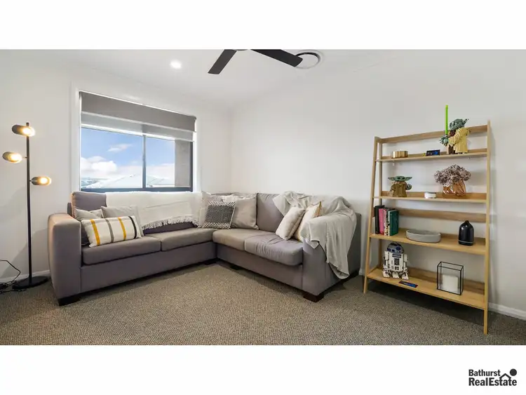 Seventh view of Homely house listing, 11 Wallace Way, Kelso NSW 2795