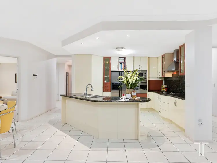 Fourth view of Homely house listing, 27 Currumbin Place, Carindale QLD 4152
