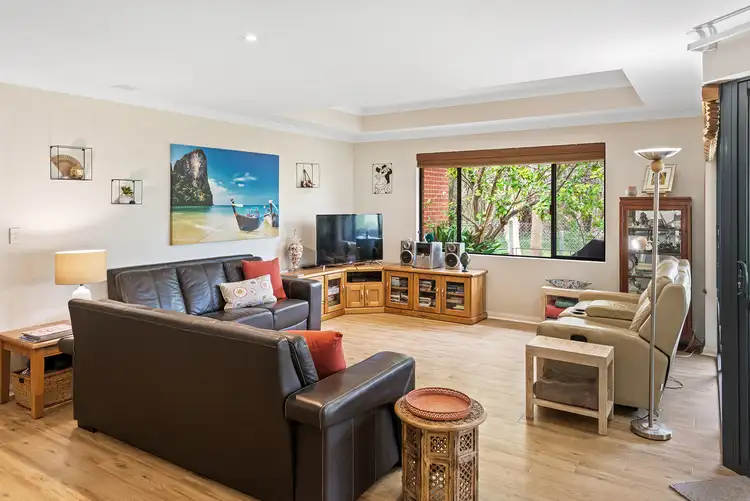 Fifth view of Homely house listing, 42 Lorikeet Loop, Broadwater WA 6280