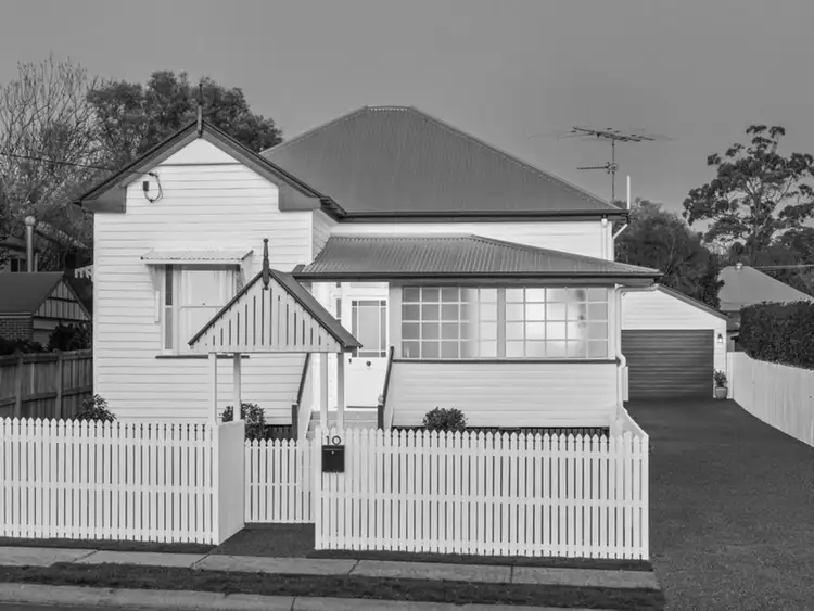 Main view of Homely house listing, 10 Lindsay Street, East Toowoomba QLD 4350