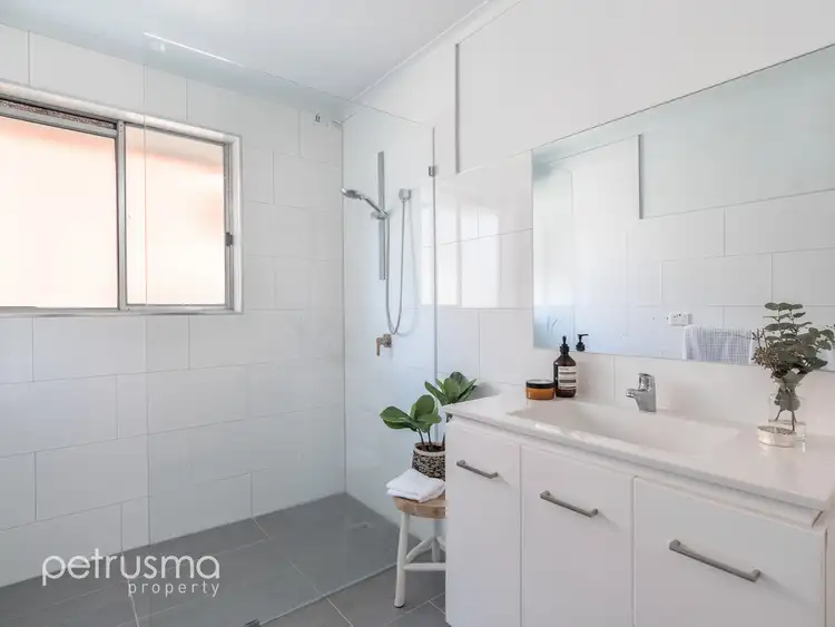 Sixth view of Homely unit listing, 1/4 Corina Place, Kingston TAS 7050