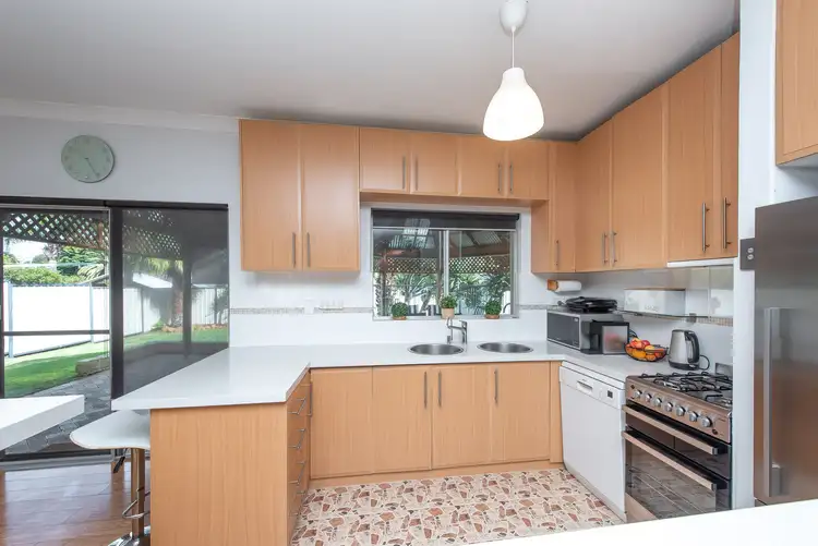 Sixth view of Homely house listing, 8 Glenunga Way, Craigie WA 6025