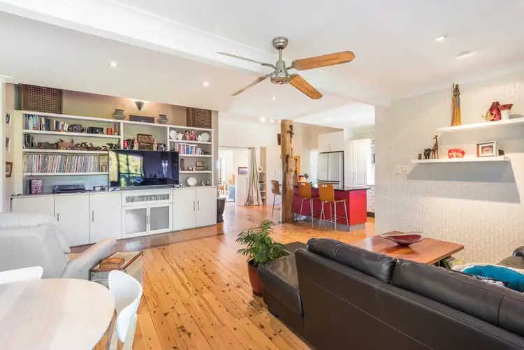 Second view of Homely house listing, 6 Curzon Avenue, Bateau Bay NSW 2261