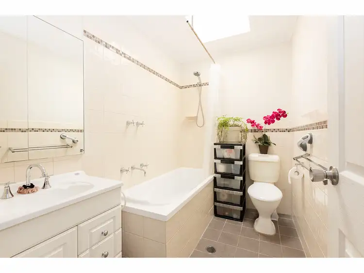 Sixth view of Homely house listing, 164 Wantigong Street, North Albury NSW 2640