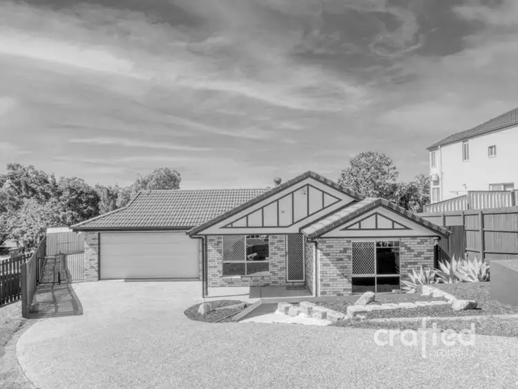 15 Mayfair Place, Stretton QLD 4116