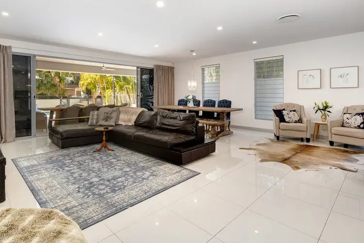 8006b Vista Drive, Benowa QLD 4217