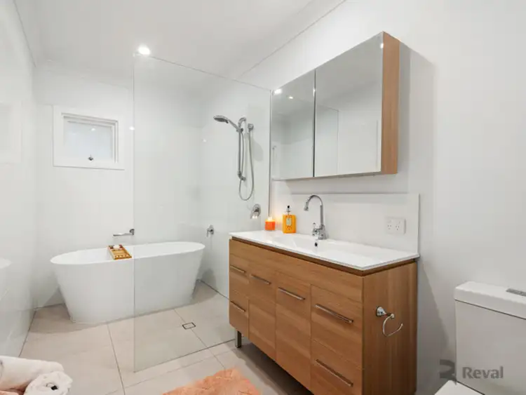 Fifth view of Homely house listing, 1 Dowrie Street, Upper Mount Gravatt QLD 4122