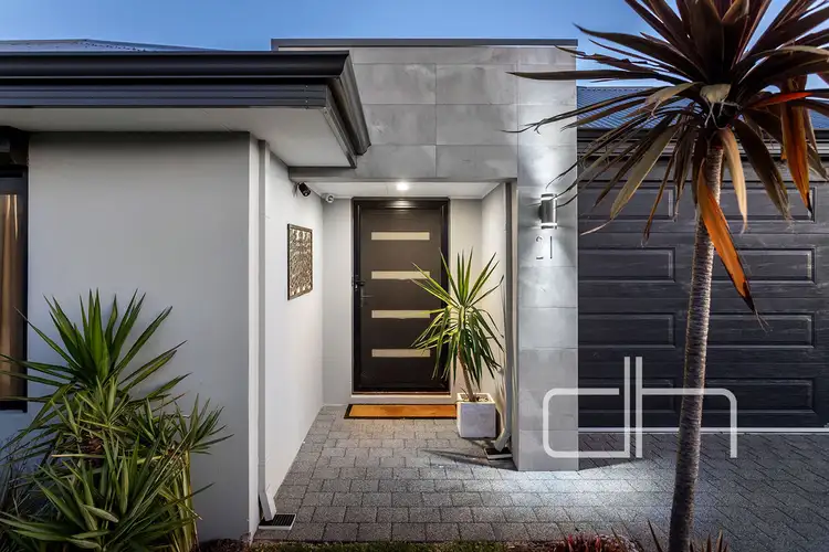 Second view of Homely house listing, 21 Vivante Loop, Landsdale WA 6065