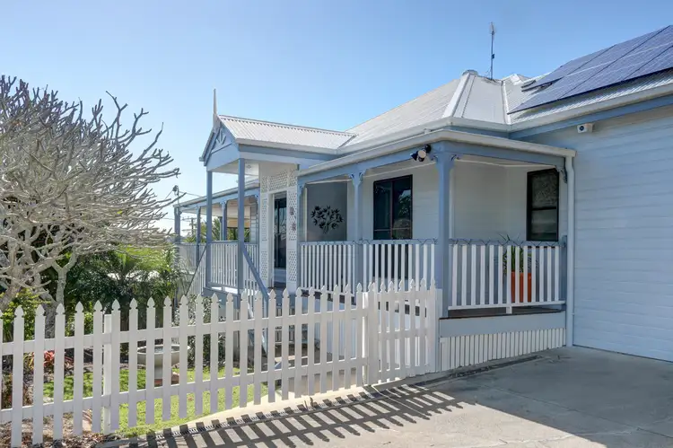 55 Kent Street, Urangan QLD 4655