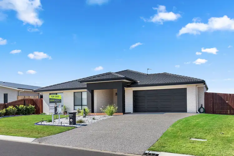 31 Peppermint Circuit, Nikenbah QLD 4655