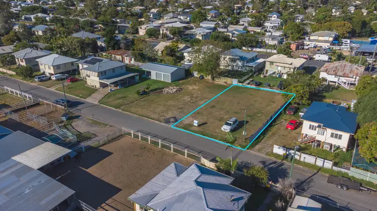 8 Princess Street, Berserker QLD 4701
