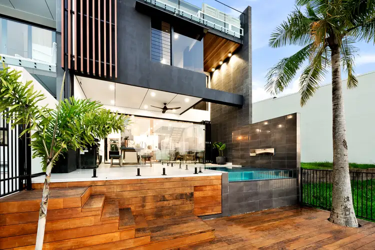 16 Banfield Place, Maroochydore QLD 4558