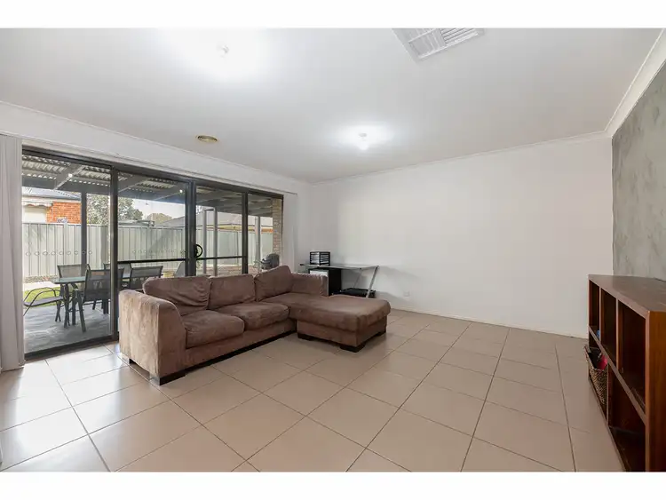 Fifth view of Homely house listing, 9 Wills Court, Thurgoona NSW 2640