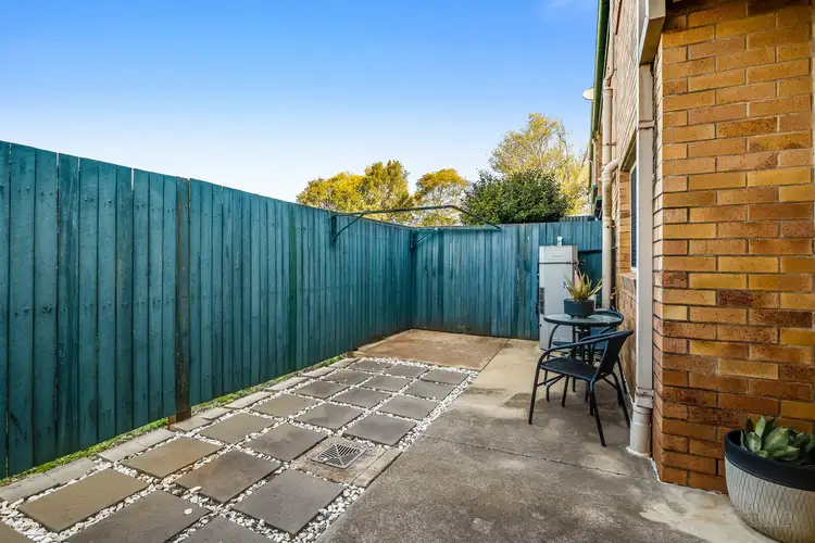 9/248 James Street, Harristown QLD 4350