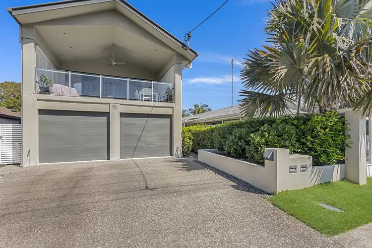 2/82 Nobby Parade, Miami QLD 4220