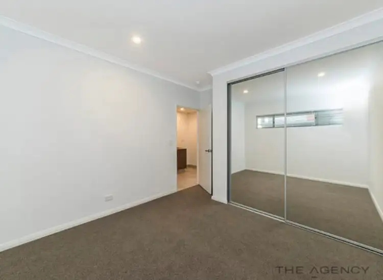Fifth view of Homely apartment listing, 4/3 Dover Court, Marangaroo WA 6064