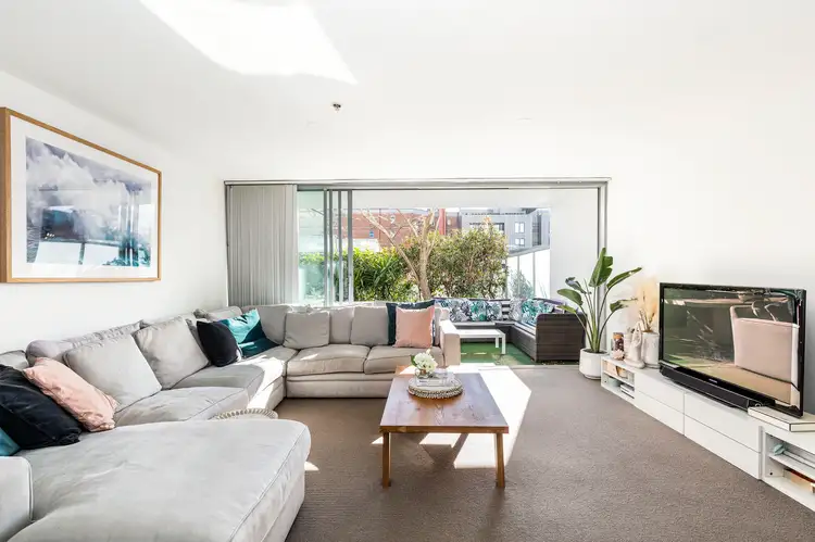 Main view of Homely apartment listing, 402/3 Kings Cross Road, Darlinghurst NSW 2010