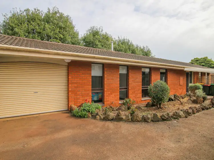Main view of Homely flat listing, 2/11 Murray Street, Warrnambool VIC 3280