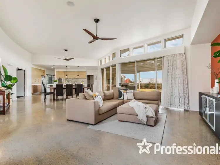 102 Blue Ridge Drive, White Rock NSW 2795