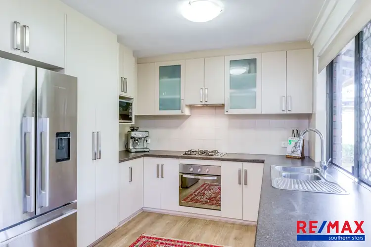 Sixth view of Homely house listing, 2 Nolt Court, Leeming WA 6149