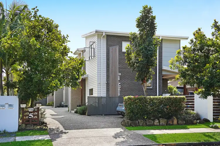 Third view of Homely unit listing, 2/5 Albion Avenue, Miami QLD 4220