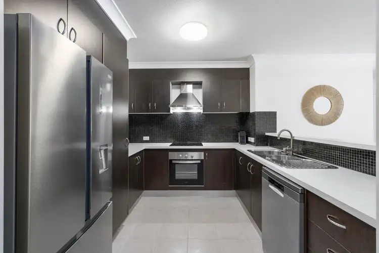 6/22 Oleander Avenue, Biggera Waters QLD 4216