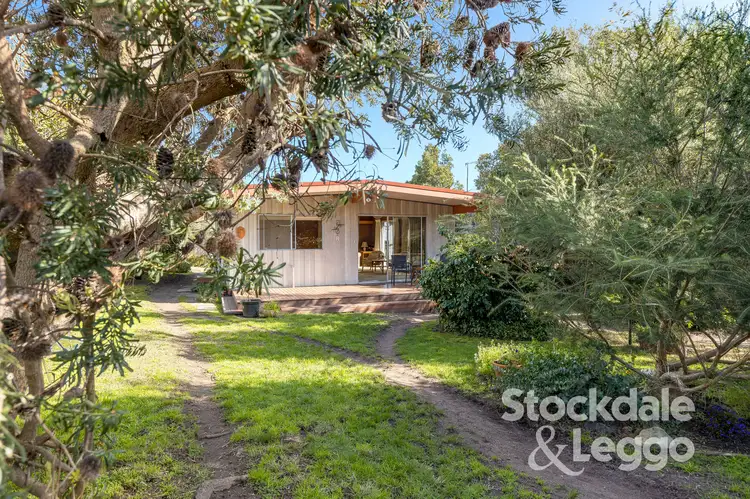 8 Lonsdale Street, Mccrae VIC 3938