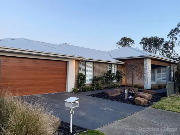 Main view of Homely house listing, 39 Jupiter Crescent, Cranbourne West VIC 3977