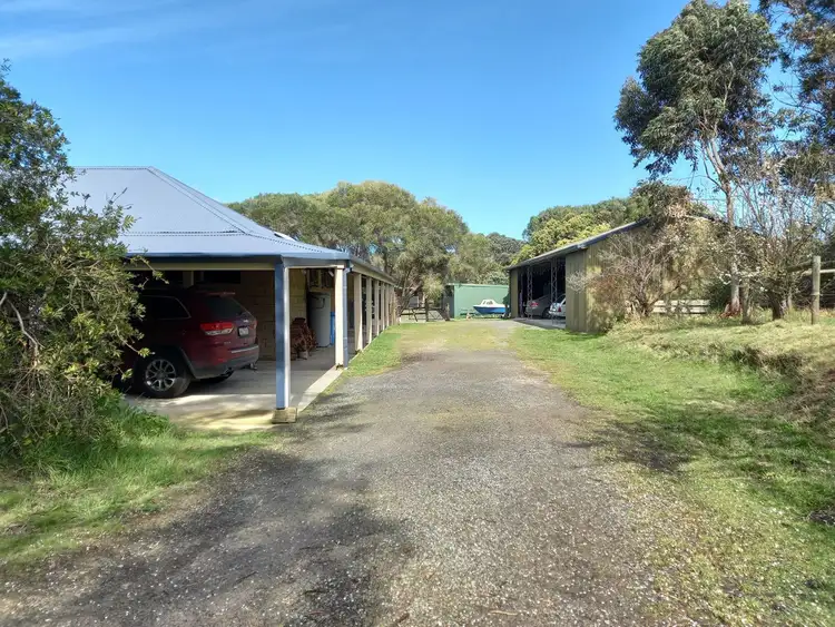136 Browns Road, Cranbourne South VIC 3977