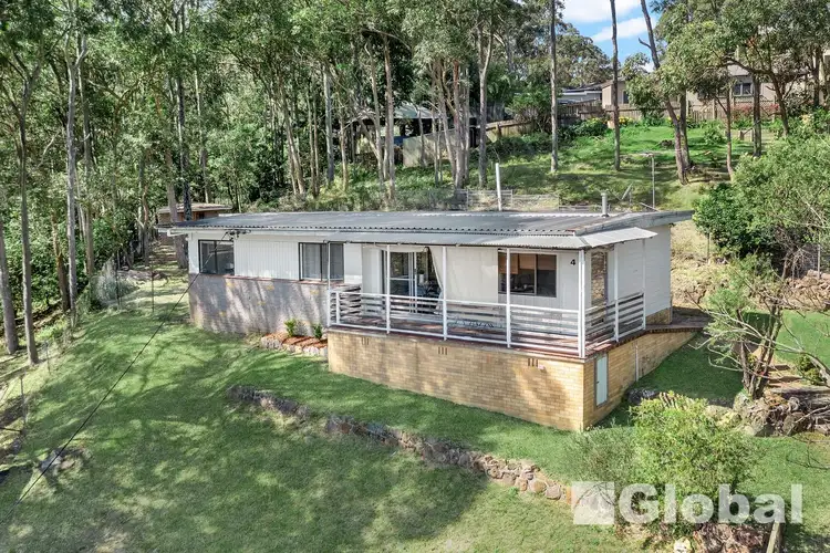 4 Bucklee Crescent, Warners Bay NSW 2282