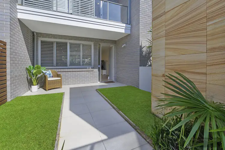 Fourth view of Homely townhouse listing, 2/18a Barrenjoey Road, Mona Vale NSW 2103